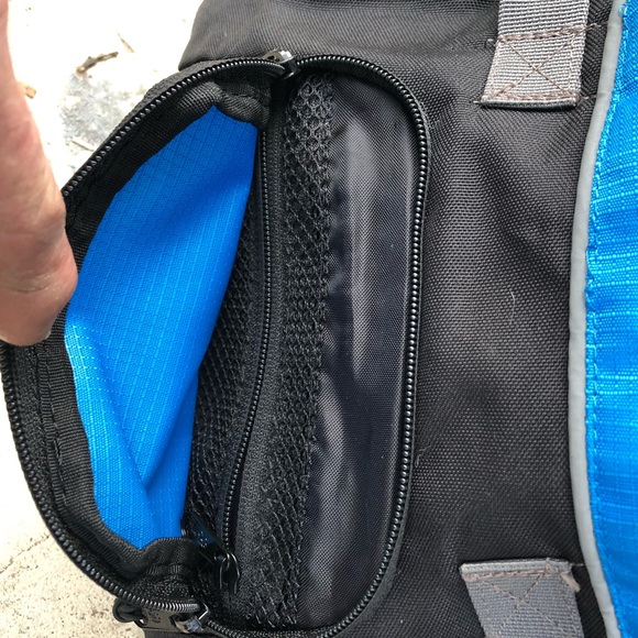 OUTWARD HOUND- pet carrier backpack/frontpack - Picture 7 of 8